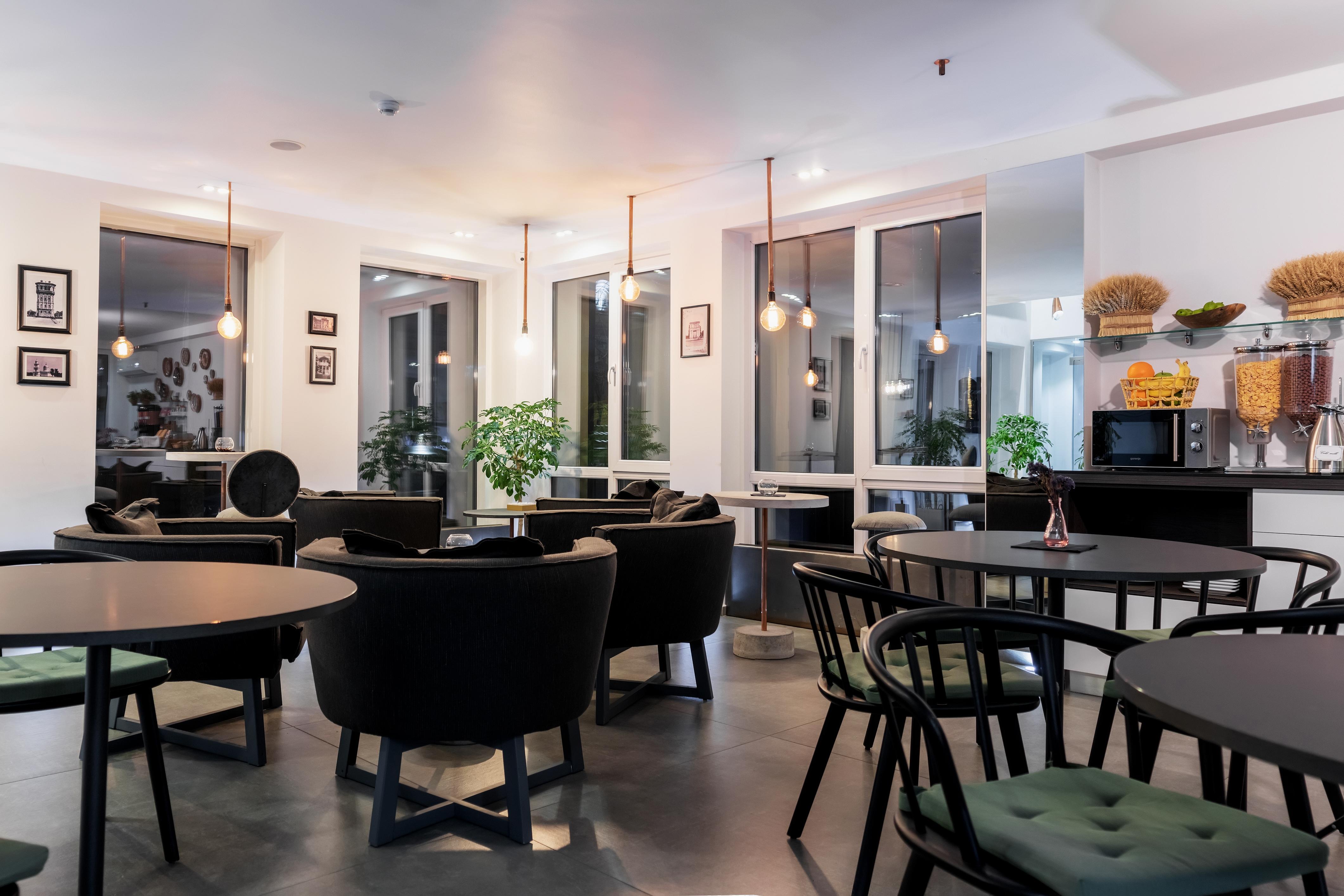 Thomas Albert Hotel Chisinau Luaran gambar